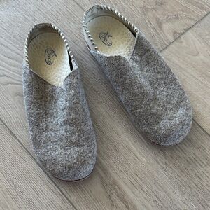 Chaco Wool Harper Mink Tan Slip-On Shoes 7.5 women’s